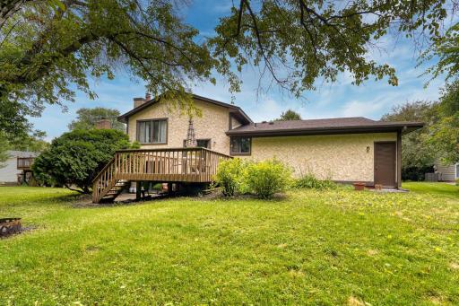 9865 Garrison Way, Eden Prairie, MN 55347