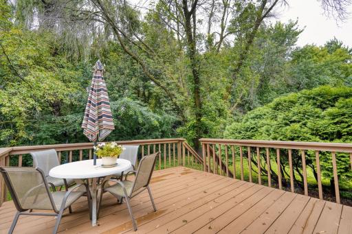 9865 Garrison Way, Eden Prairie, MN 55347