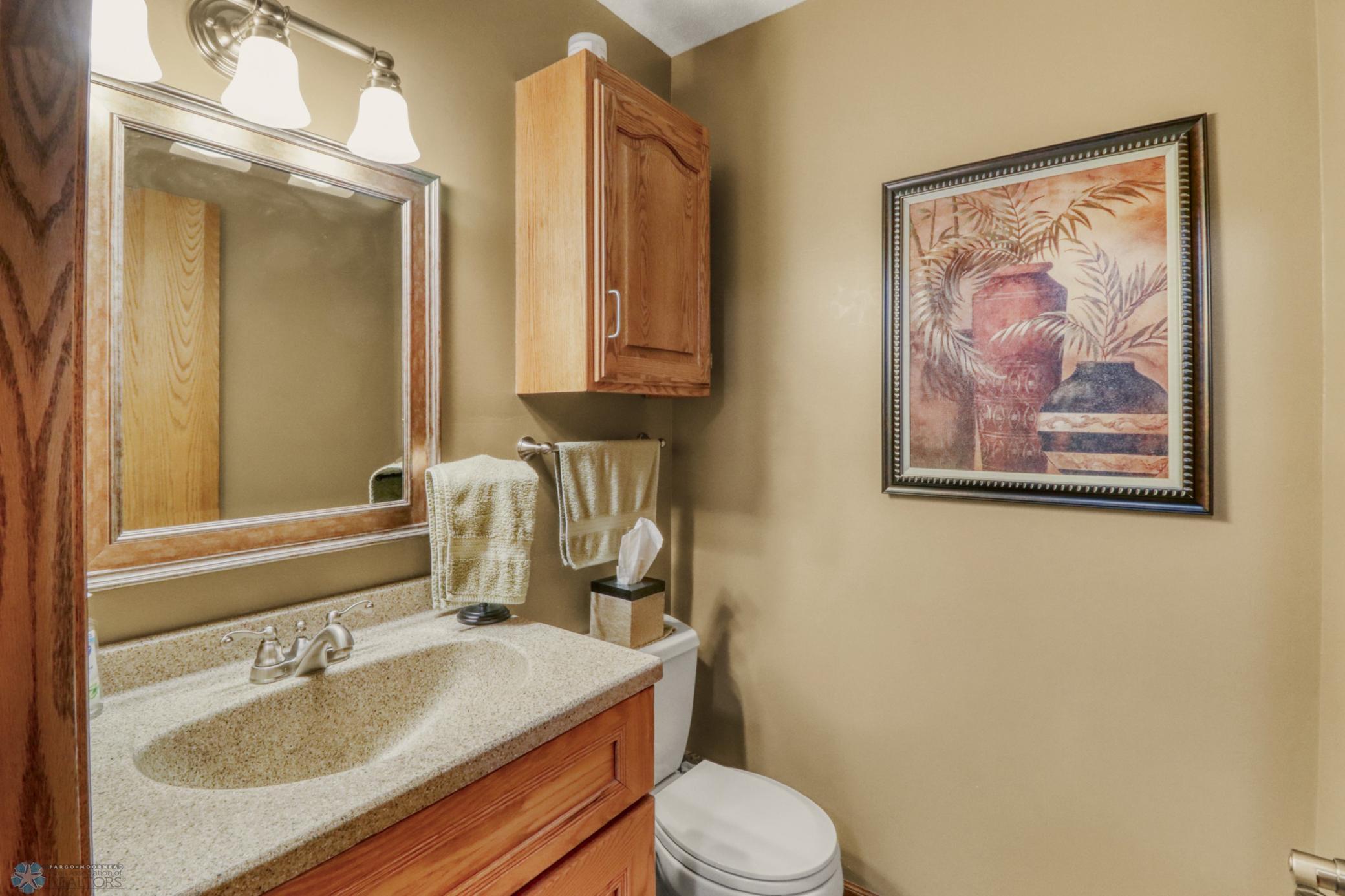 Lower Walk-out level Half-bath