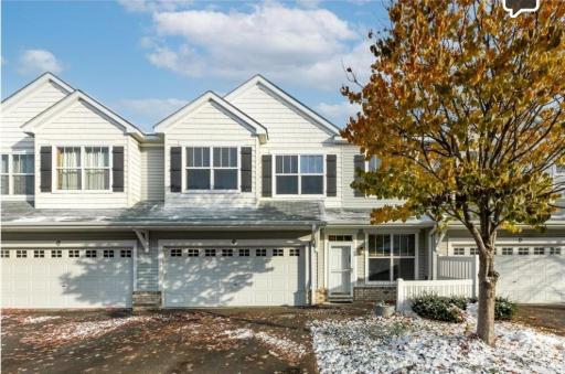 3033 Chamberlin Street N, 7, Maplewood, MN 55109