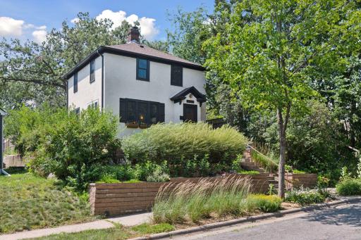 4322 Longfellow Avenue - Spacecrafting - 0001.jpg
