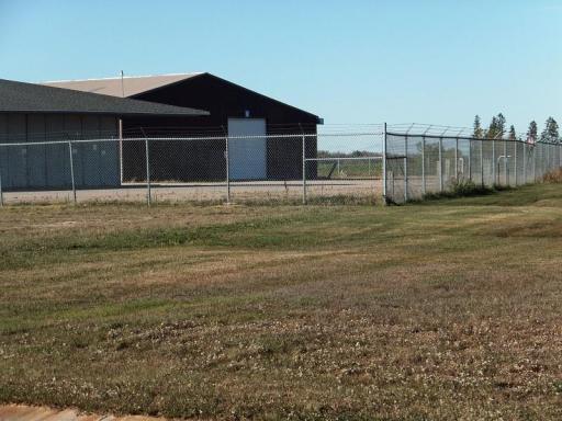 1301 3rd St W East lost area.jpg