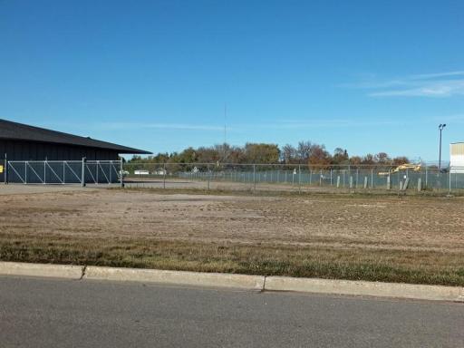 1301 3rd St W lot.jpg