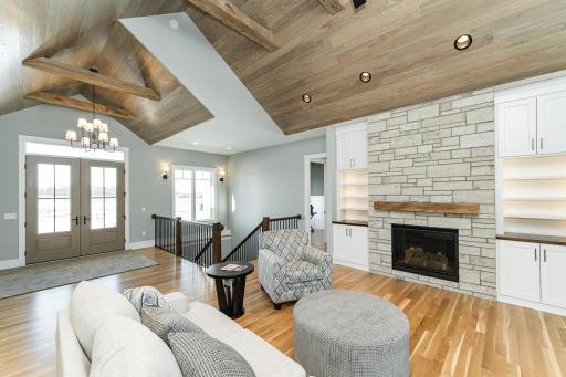 4868 Royal Oaks Circle SW, Rochester, MN 55902