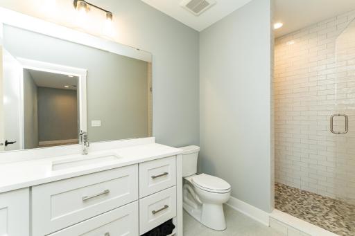 4868 Royal Oaks Circle SW, Rochester, MN 55902