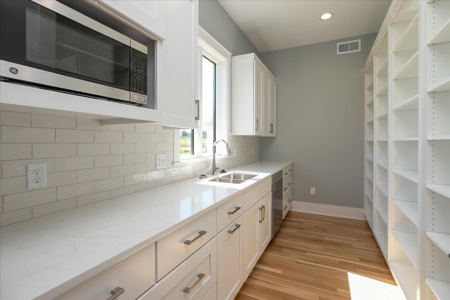 18-18-Pantry - Copy.jpg