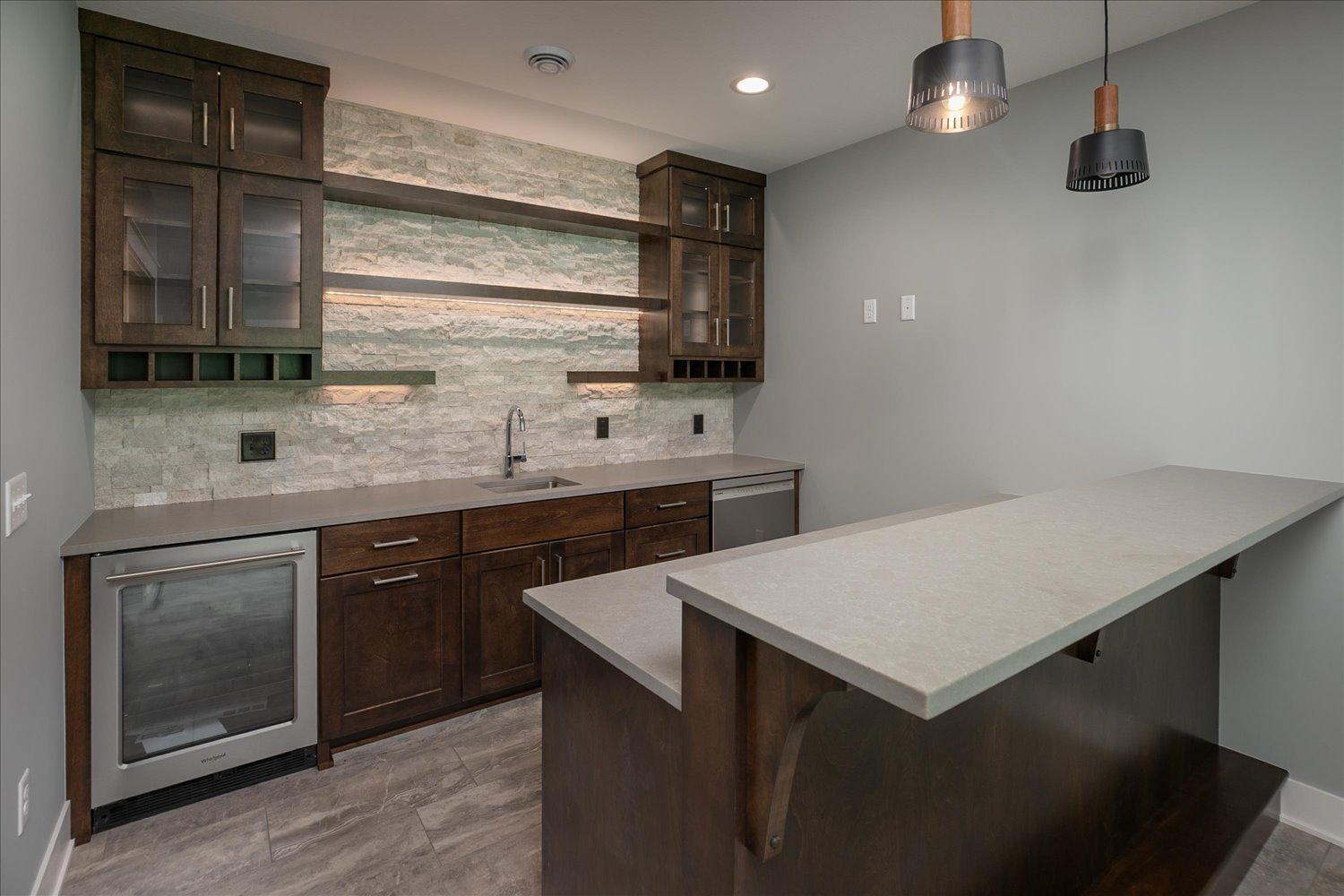 36-36-Wet Bar.jpg