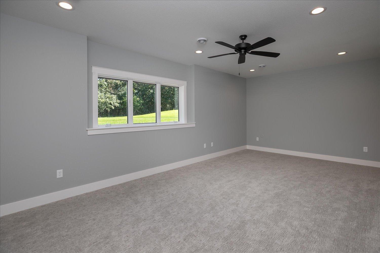 39-39-Bedroom.jpg