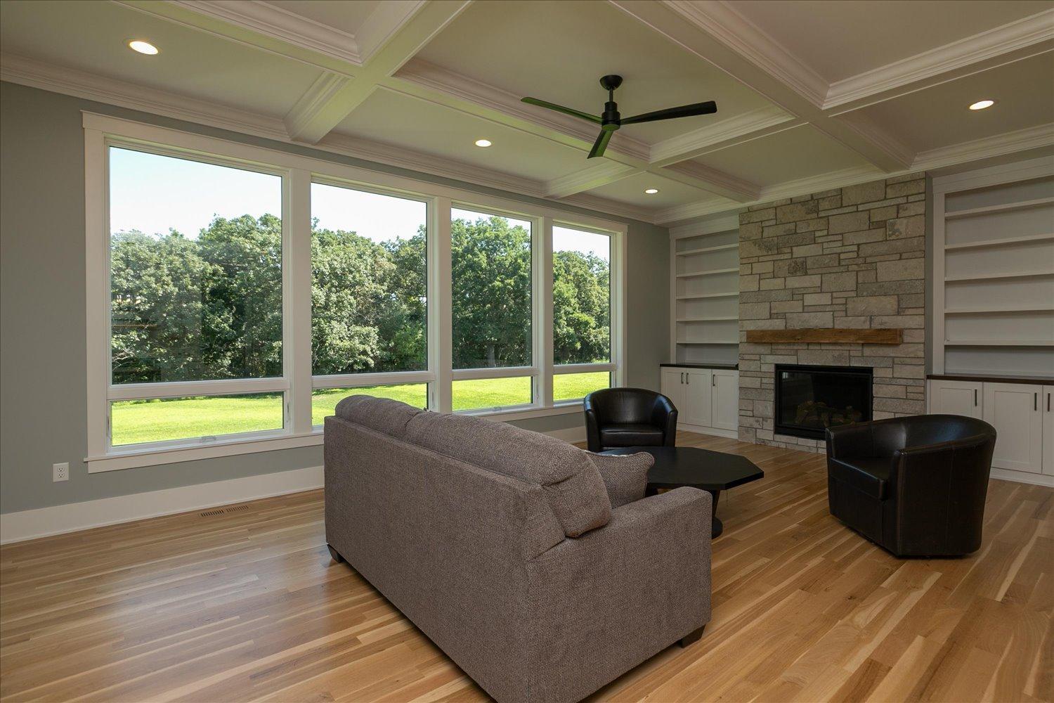 15-15-Great Room.jpg