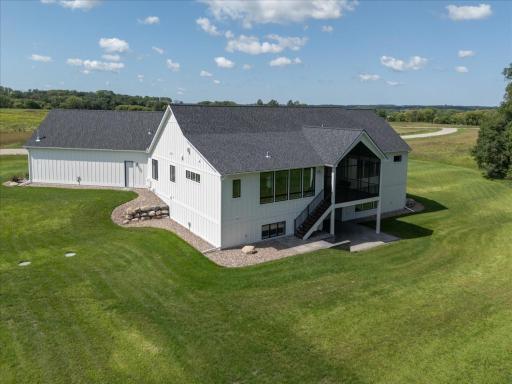 4868 Royal Oaks Circle SW, Rochester, MN 55902