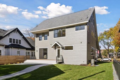 1532 Lincoln Avenue, Saint Paul, MN 55105