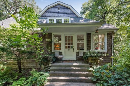 Charming Walden Neighborhood short term rental - fully furnished.