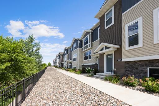 2223 Gateway Curve, Saint Paul, MN 55109