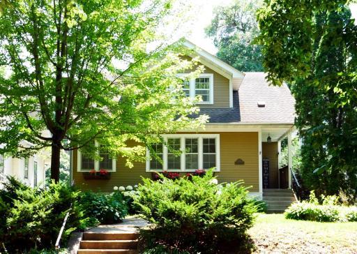 2048 Portland Avenue, Saint Paul, MN 55104