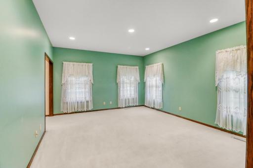 604 Pine Needle Drive, Perham, MN 56573