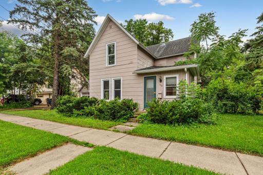 308 7th Street E, Northfield, MN 55057