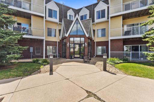 13670 Carrach Avenue, 214, Rosemount, MN 55068