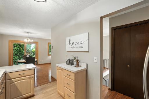 Additional, Moveable Kitchen Cabinet/Coffee Bar