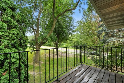 Deck and Beautiful View!
