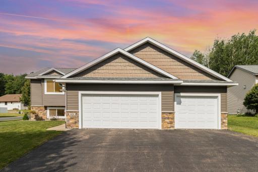 655 Glenmeadow Street, River Falls, WI 54022