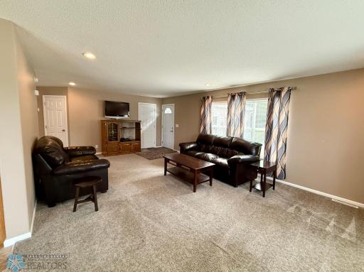 511 Jessamine Avenue, Aneta, ND 58212