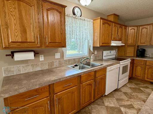 511 Jessamine Avenue, Aneta, ND 58212