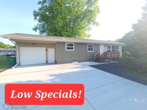 327 Mickey Mouse Avenue, Horace, ND 58047