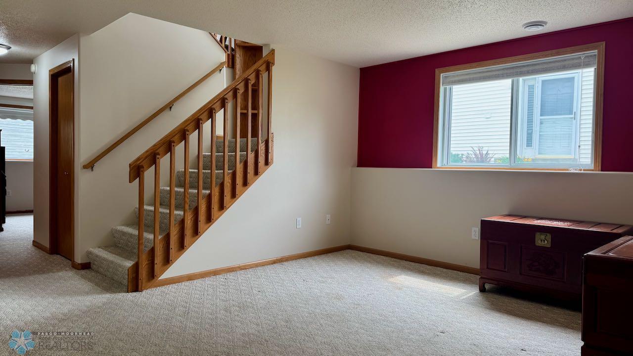 (27) Family Room.jpeg