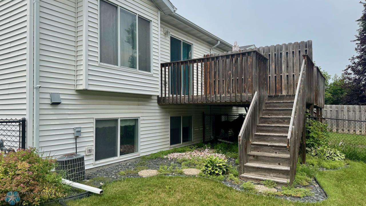 (42) Backyard Deck.jpeg