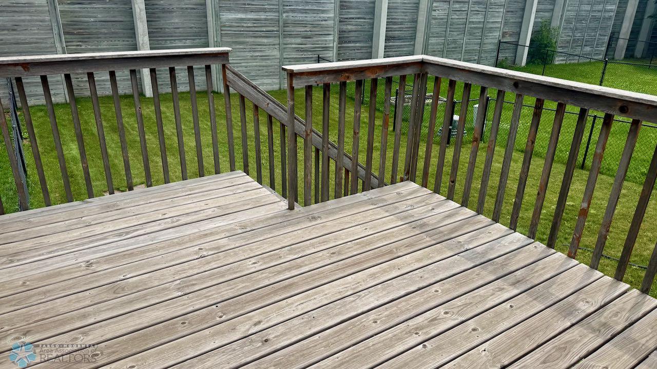 (43) Backyard Deck.jpeg
