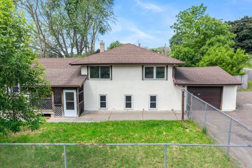 2125 White Bear Avenue N, Saint Paul, MN 55109
