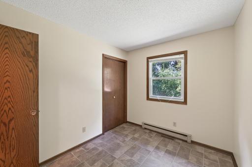 19355 University Avenue, East Bethel, MN 55011