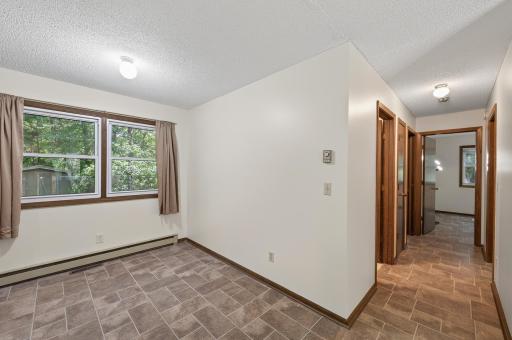 19355 University Avenue, East Bethel, MN 55011