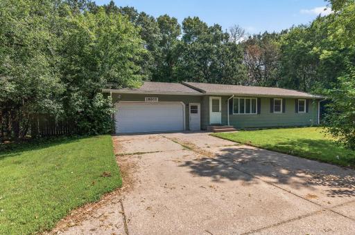 19355 University Avenue, East Bethel, MN 55011