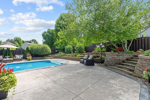 274 Jaspers Circle S, Chaska, MN 55318