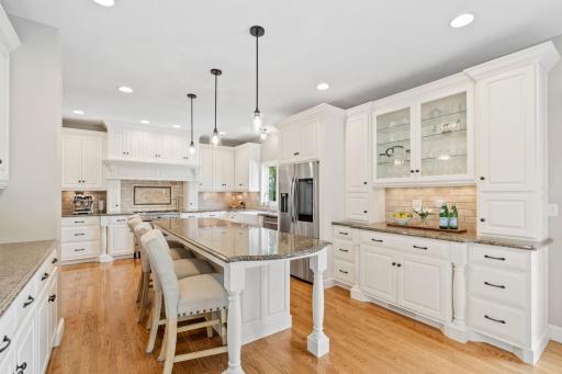 274 Jaspers Circle S, Chaska, MN 55318