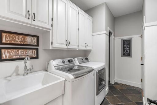 274 Jaspers Circle S, Chaska, MN 55318