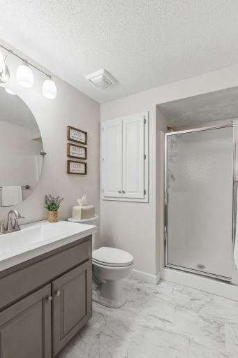 274 Jaspers Circle S, Chaska, MN 55318