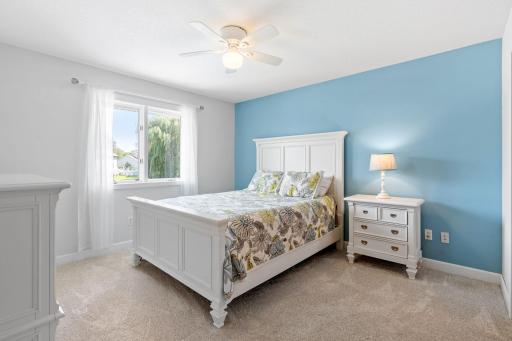 274 Jaspers Circle S, Chaska, MN 55318