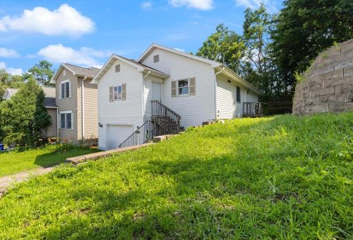 st-paul-4-bedroom-home-front-exterior.jpg