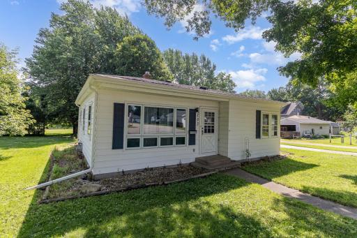 203 3rd Street SE, Montgomery, MN 56069
