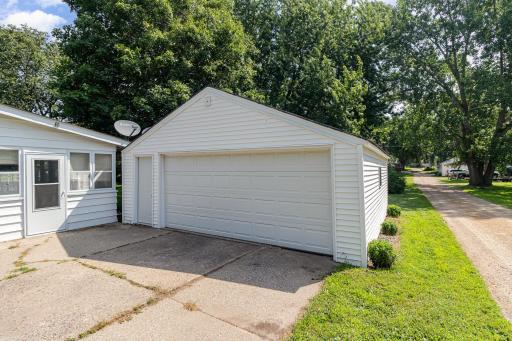 203 3rd Street SE, Montgomery, MN 56069