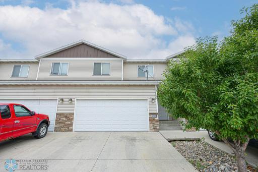 4249 51st Street S, Fargo, ND 58104