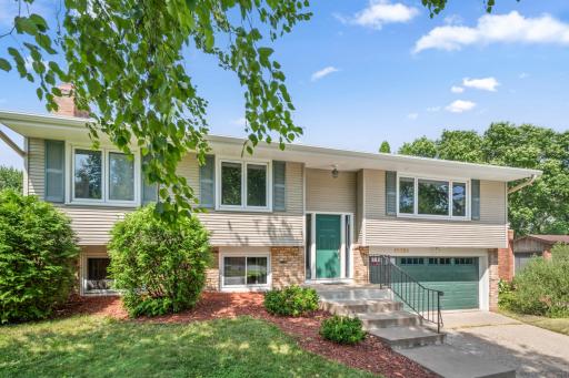10052 Nesbitt Avenue S, Minneapolis, MN 55437