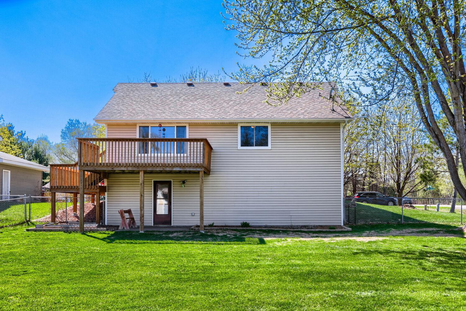 6598 Black Duck Drive S - Web Quality - 029 - 25 Exterior Rear.jpg