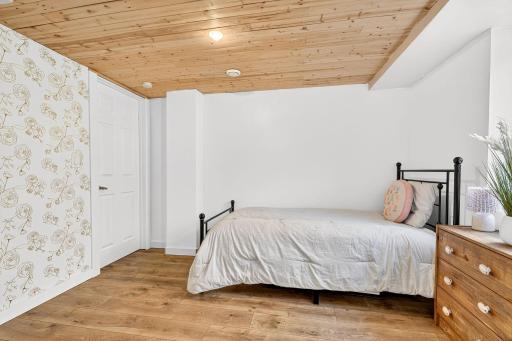 46-web-or-mls-260-longfellow-st-ne.jpg