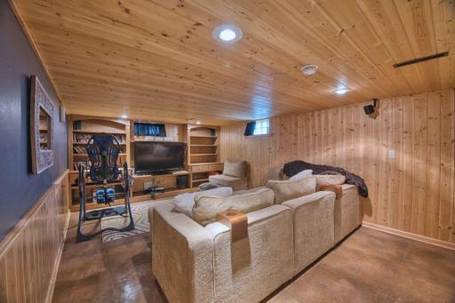 3557 Haverkamp Road, Hibbing, MN 55746