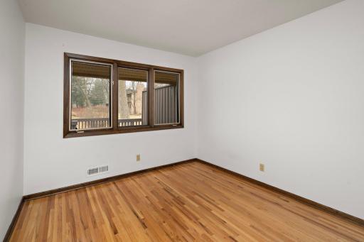 223 Birnamwood Drive, Burnsville, MN 55337