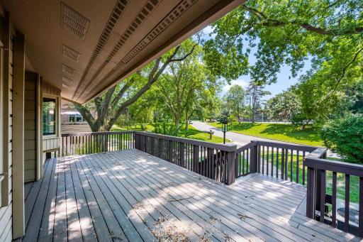223 Birnamwood Drive, Burnsville, MN 55337