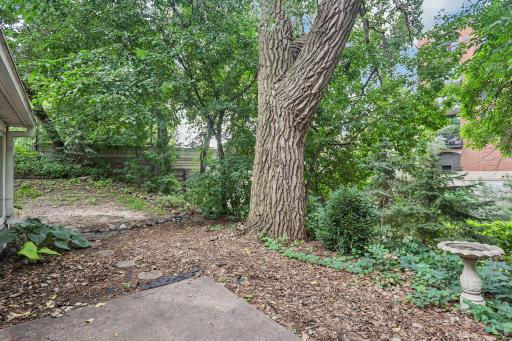 200 2nd Street NE, Minneapolis, MN 55413